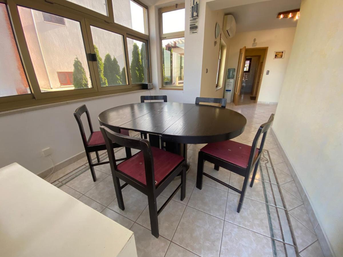 Cukon Holiday Home Premantura Esterno foto