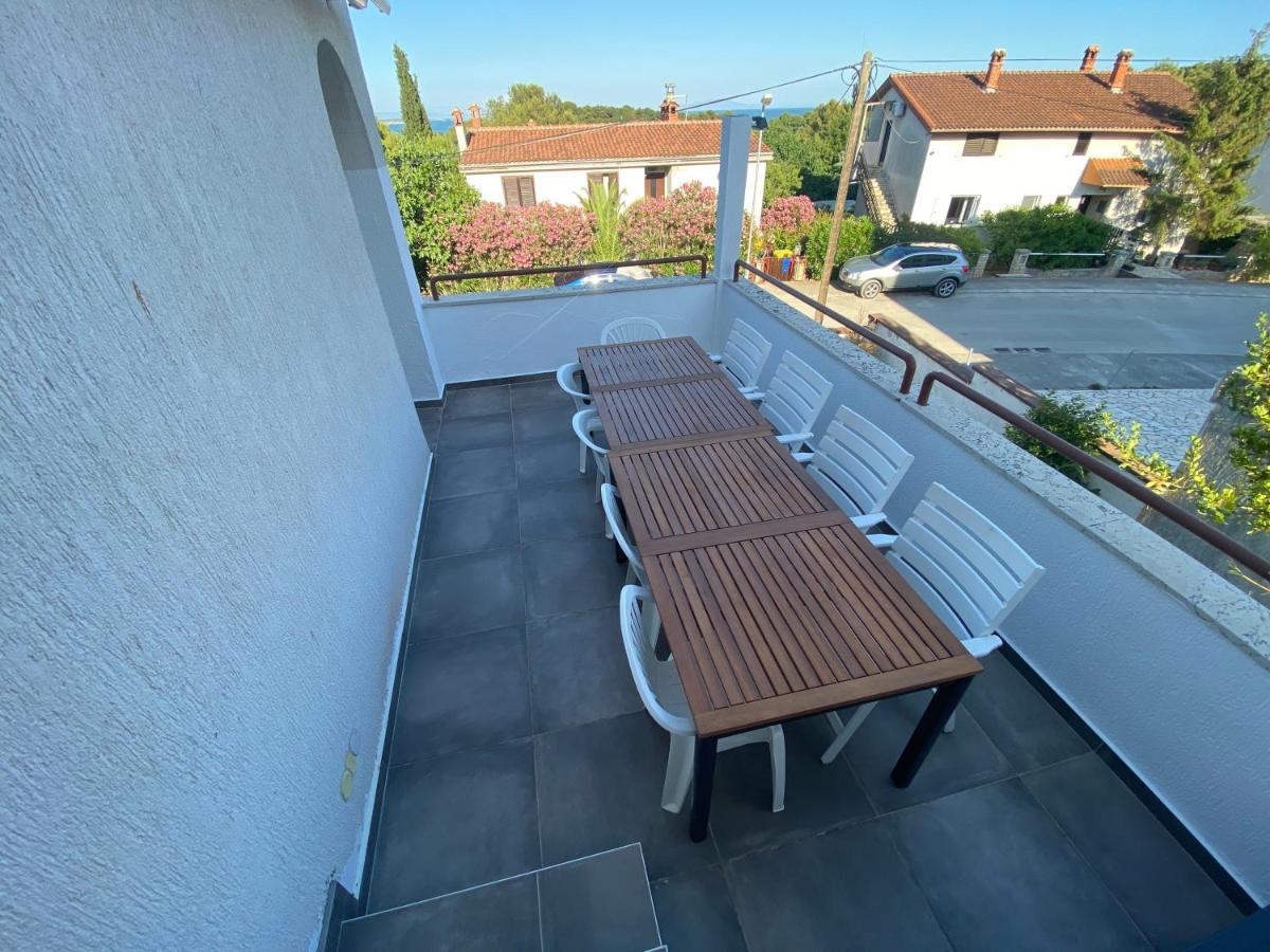 Cukon Holiday Home Premantura Esterno foto