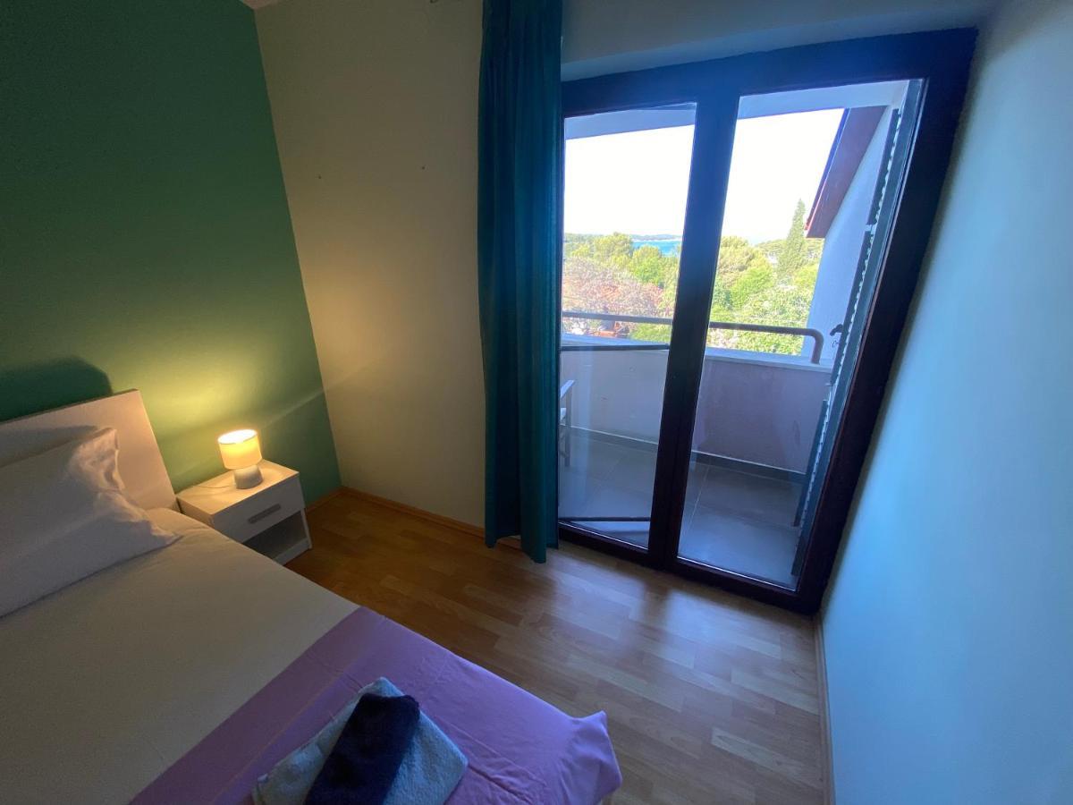 Cukon Holiday Home Premantura Esterno foto