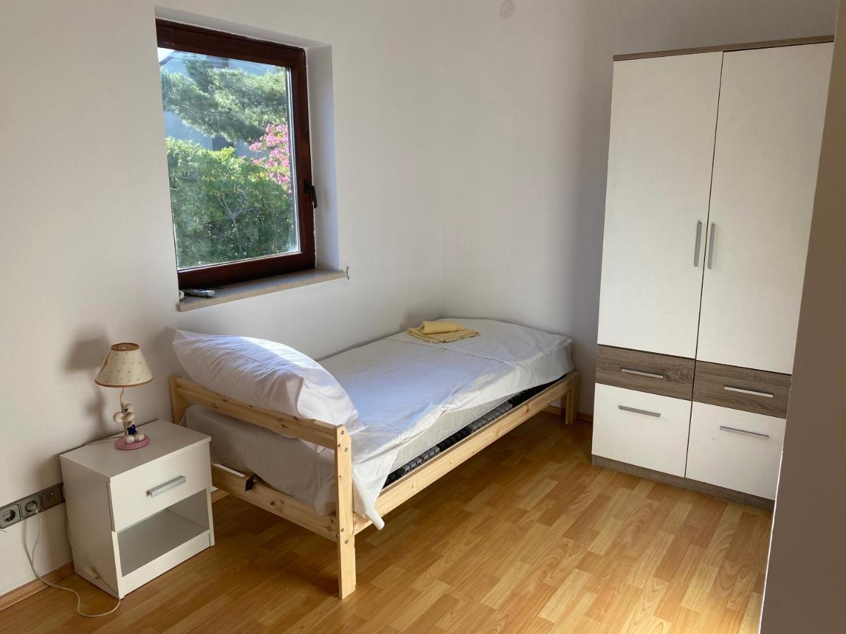 Cukon Holiday Home Premantura Esterno foto