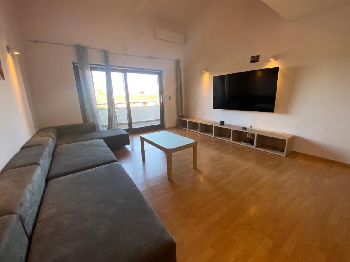 Cukon Holiday Home Premantura Esterno foto
