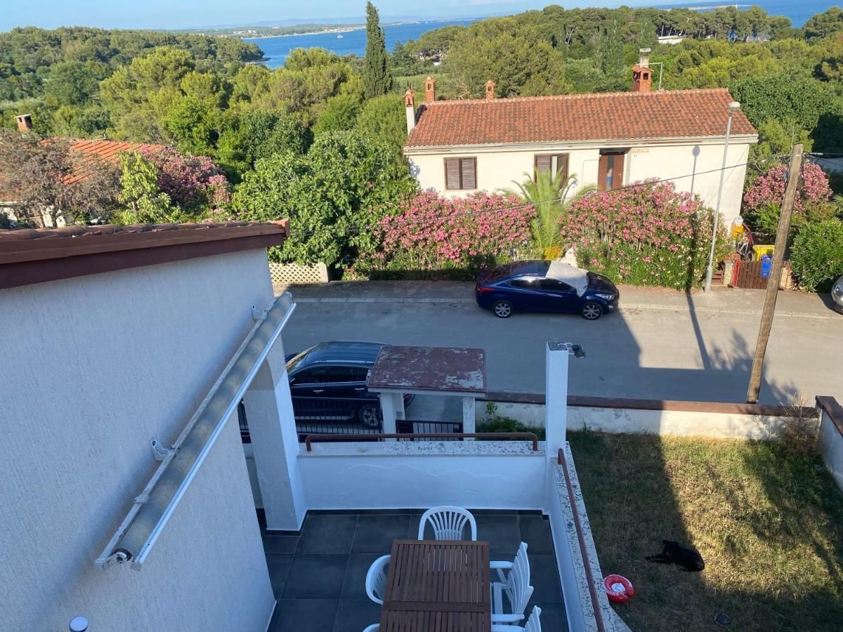 Cukon Holiday Home Premantura Esterno foto